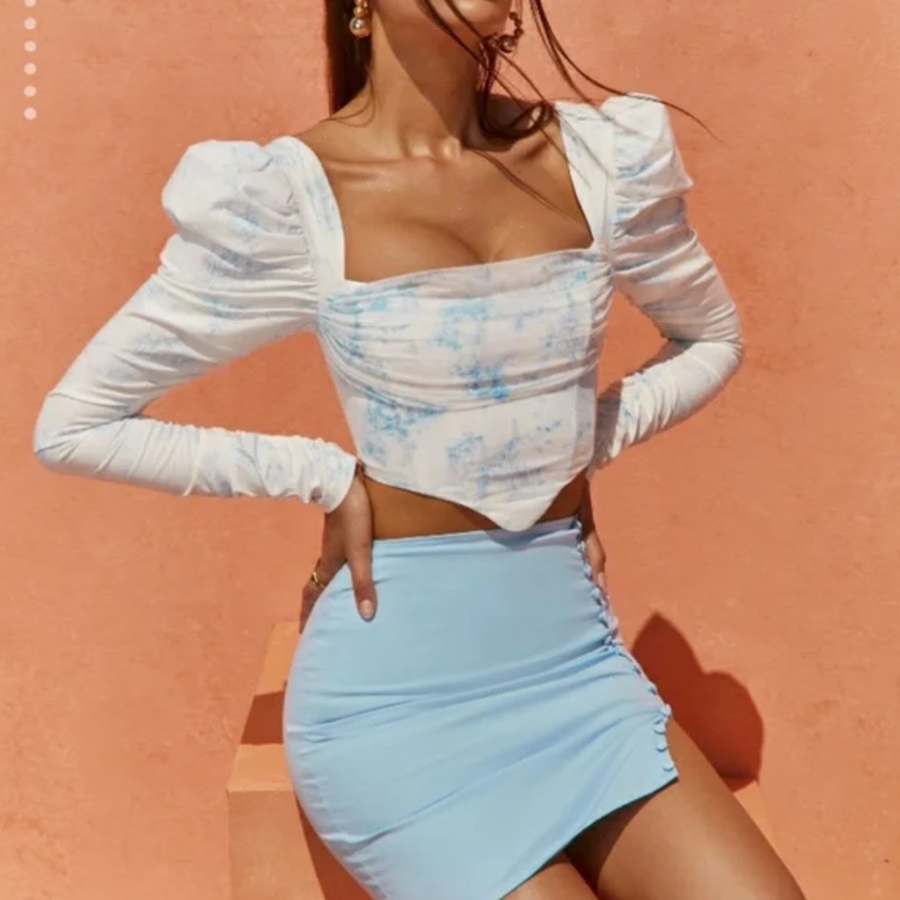 Oh Polly Good Life Floral Puff Shoulder Crop Top Pastel Blue Women’s Size 2 NWT